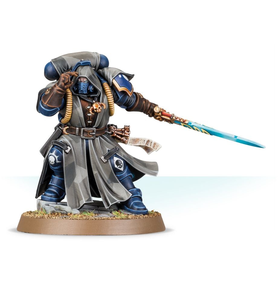 Warhammer: 40K - Space Marines - Primaris Librarian in Phobos Armour