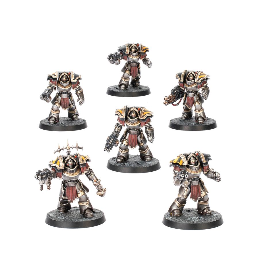 Warhammer: The Horus Heresy - Legiones Astartes - Cataphractii Terminators with Combi-Bolters and Power Fists